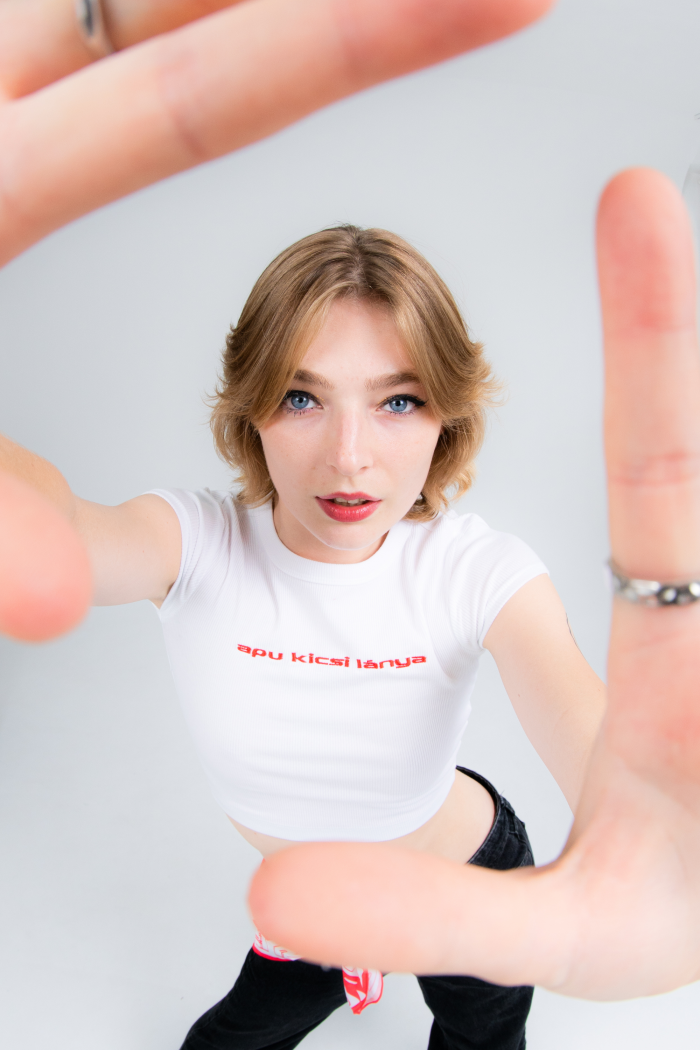 APU KICSI LÁNYA CROP TOP